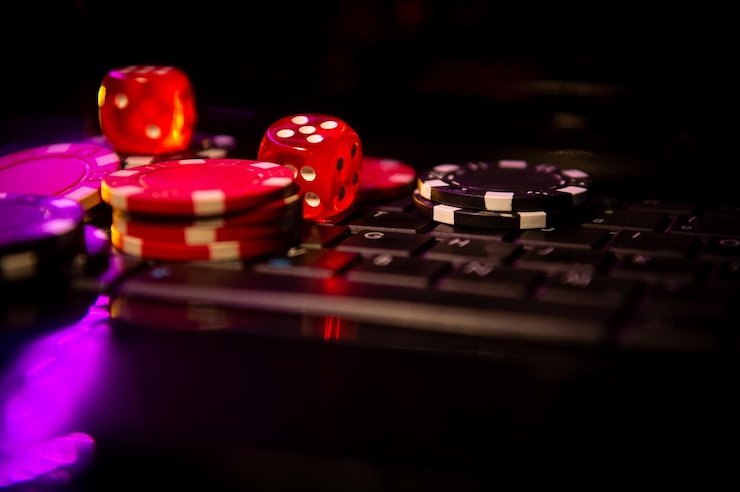 Kartu dibagikan kepada pemain di platform kampung138